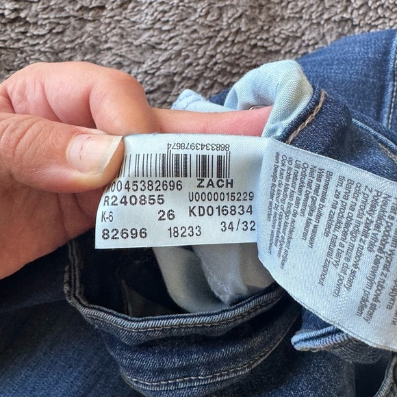 MAVI Men’s Zach Straight Leg Jeans - Picture 6 of 15